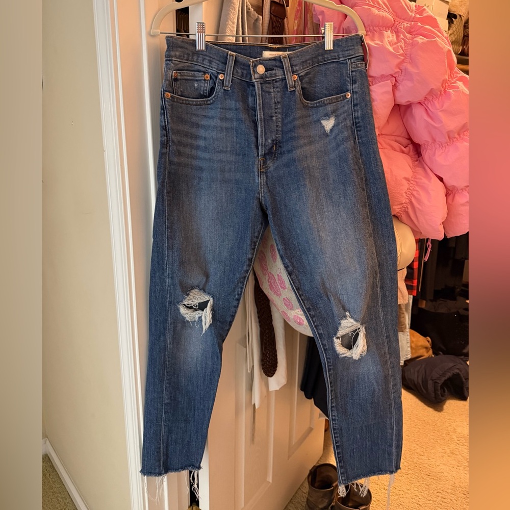 Levi’s cropped wedgie skinny size 30